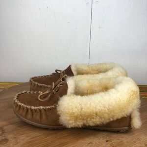 LL Bean Wicked Good Womens size 7 shoes brown Shearling Sheepskin slippers